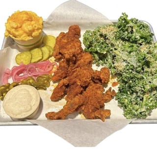 Hot Chicken Combo